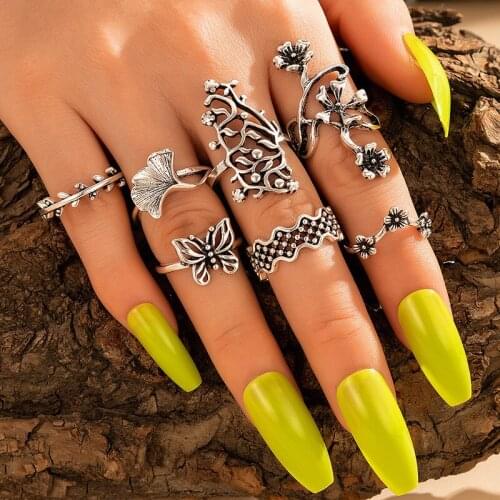 New Punk Accessories Bohemian Leaf Hollow Flowers Butterfly Ring 7 Piece Set Knit Ring Wedding Party Jewelry кольца для женщин