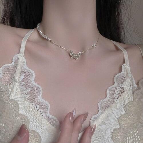 2021 new female butterfly pearl necklace light luxury niche fairy clavicle chain accessories design sense retro necklace