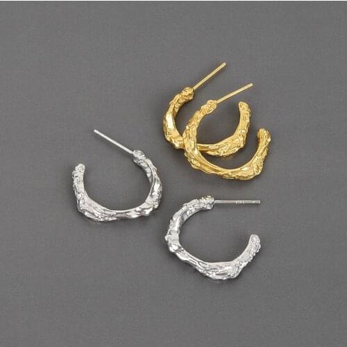 QMCOCO 925 Silver Punk Hip-Hop Design Simple Delicacy Studs Earrings For Trendy Classic Women Gold Tin Foil Jewelry Accessories