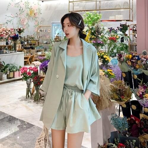 Set female 2019 summer new slim casual top fashion + sling + loose shorts temperament elegant wild womens three-piece suit