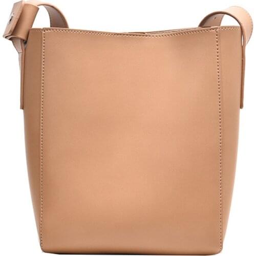 Lady Handbags with Wide Belt Travel Handbags High Capacity Solid Color Pu Leather Crossbody Bags for Women 2021 Bucket Bags