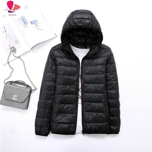 Winter Jacket Women Ultra Light Down Jacket Women Hooded Coat 90% Duck Down Jacket Packable Thin Feather Short Parka