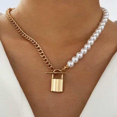 Origin Summer Korean Fashion Asymmetric Simulated Pearl Lock Pendant Necklaces for Women Gold Chunky Link Chain Chokers Necklace