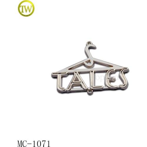 MC1071 custom gold zinc alloy metal letter tag for garment/clothing label