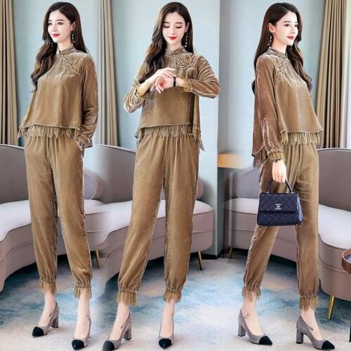 Womens suit 2020 new Korean version of femininity and feminine gold velvet suit pants short short fashion two-piece suit