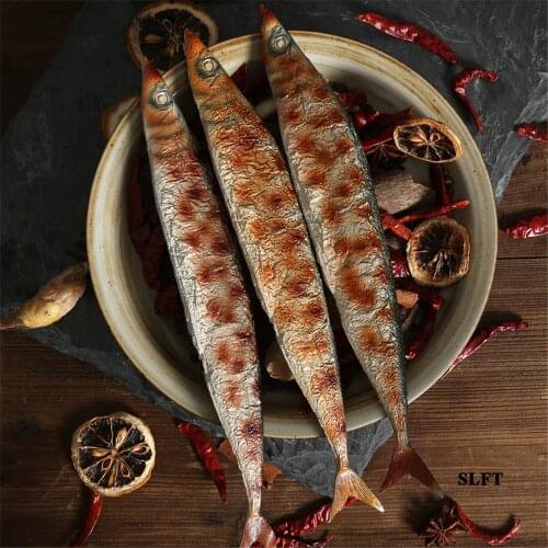 Hotel restaurant store shop Kitchen cabinet decoration display props simulation food fake animals roast saury fish model