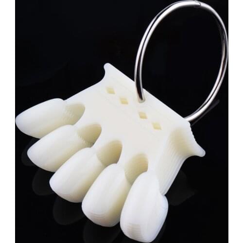50PC/lot False Nail Crown Shape Nail Polish Color Card Display Tool Black White Nail Swatches Color Card with Metal Split Ring