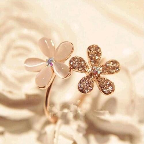 Glittering Crystal & Beautiful Opal Stone Double 5 Leaf Flowers Rings Fashion Adjustable Rings for Women Jewelry