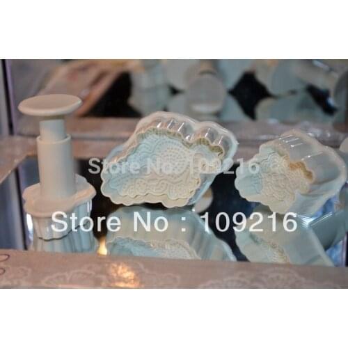 3pcs/set Rhomboic-shaped Food Grade Plastic Biscuit/Cookies Decorating/Fondant Spring Plunger Cutter Tools