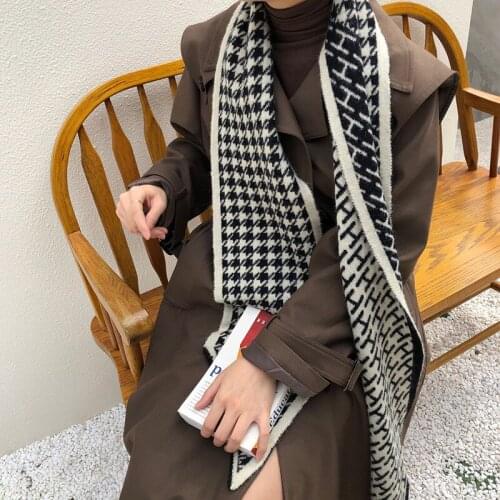 Korean Qianniaoge 2020 Knitted Scarf Hong Kong Style Versatile Winter Long Warm and Thickened Shawl and Neck