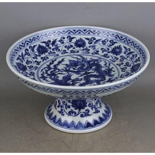 Ming Dynasty Xuande Period Blue-And-White Tangled Lotus And Dragon-Phoenix High-Footed Fruit Plate