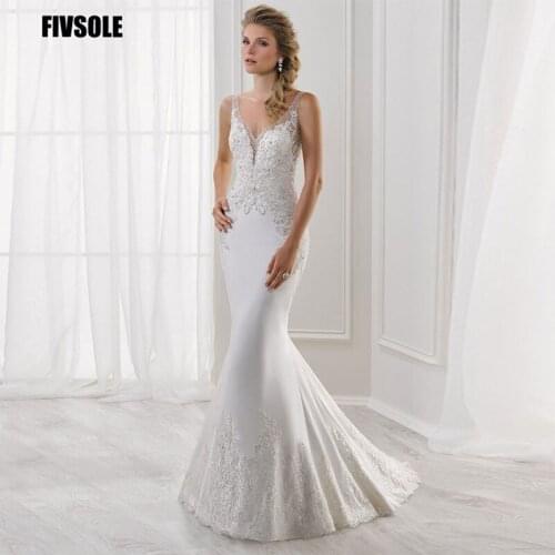 Fivsole New 2021 White Mermaid Wedding Dress Sleeveless Appliques Satin Buttons Back Boho Wedding Gown Court Train Bride Dress