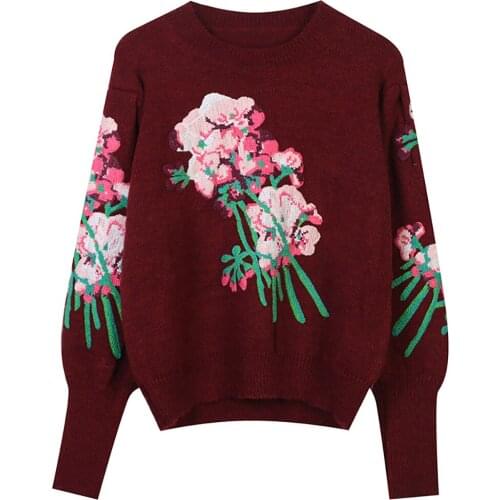 Autumn And Winter 2021 New Womens Round Neck Long Sleeve Flower Embroidery Loose Retro Knitted Warm Pullover