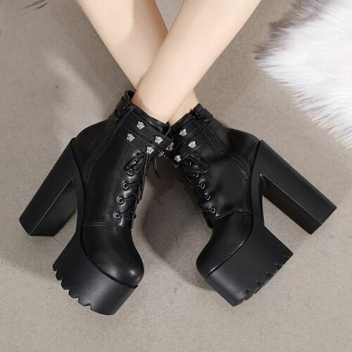 2020 Hot Sales Women Ankle Boots With Rivets Round Toe Thick High Heeled Short Boots Platform Boots Gothic Chunky Heel 14cm