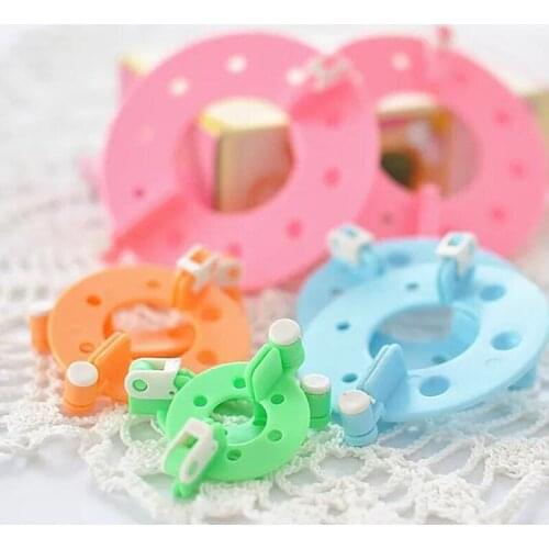 Pompom Maker 4 Sizes Essential Pom-pom Maker Fluff Ball Weaver Needle Craft Homen DIY Knitting Wool Tool For Children Adults