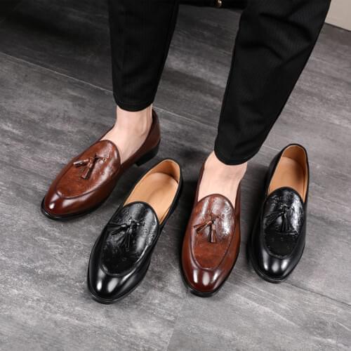 Yomior New British Vintage Men Causal Shoes Handmade Formal Dress Leather Shoes Tassel Business Wedding Loafers Oxfords Slip-On