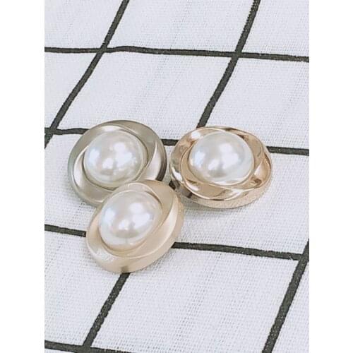 Aux Pearl Gold Metal Women Coat Buttons For Clothing Vintage Sweater Decorative Buttons Quality Sewing Accessories Wholesale