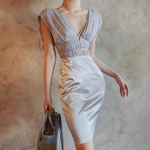 V-neck Sleeveless Slim Dress 2021 Spring Womens French Style Waist Slim Skirt Women