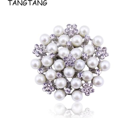 TANGTANG Pearl Brooches Classic Mothers' Brooch Pin Rhinestone Petal Brooch Scarf Pins Jewelry Flower Brooches Pins Wedding