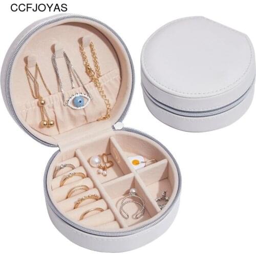 CCFJOYAS Leather Earrings/Eings/Necklaces Jewelry Box Earrings Creative Portable Jewelry Storage Box Earring Small Jewelry Box