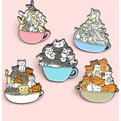 Fashion Cartoon Rabbit Teacup Badge Personality Fun Penguin Hedgehog Noodle Bowl Metal Enamel Brooch Cute Lapel Backpack Jewelry