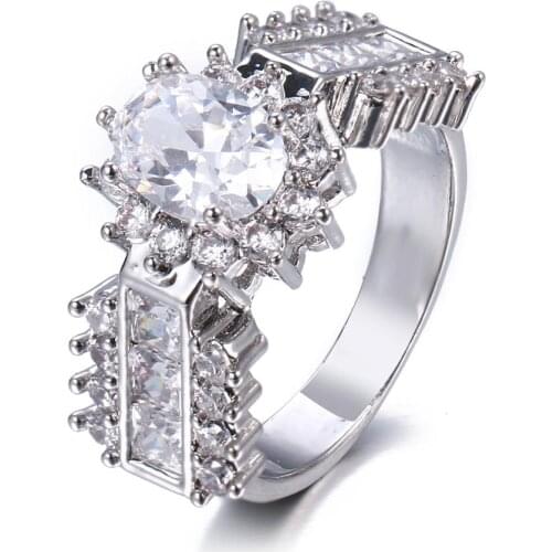 Bettyue New Modern Design Cool Ring With Cubic Zircon Multicolors For Fashion Women&Girls Personality Dress-up In Banquet