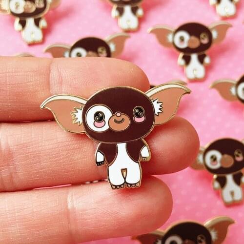 Kawaii Gizmo Mogwai Hard Enamel Pin Cartoons Funny Animal Golden Brooch Jewelry Fashion Lapel Backpack Pins Decor Unique Gift