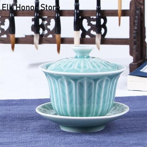 150ml Elegant Celadon Tea Tureen Handmade Lotus Petal Arabesquitic Ceramic Bowl With Lid Sopera Kung Fu Tea Office Decoration