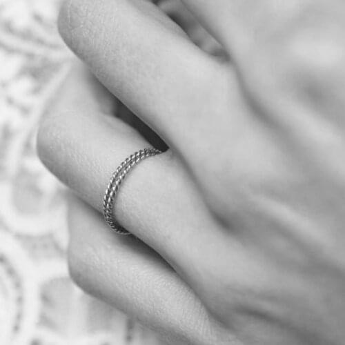 Minimalist Twisted Rope Chain Ring for Women, Chic Stainless Steel Metal Slim Wedding Ring Set, Elegant Simple Everyday Jewelry