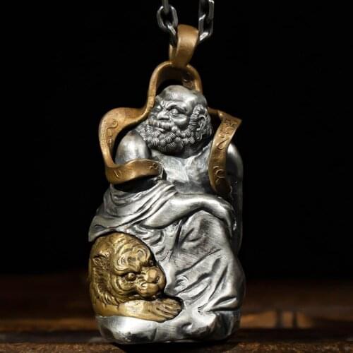 New Retro Style Guanyin Pendant Mens Chinese Style Bodhisattva Handmade Silver Necklaces Blessing Peace Jewelry Accessories