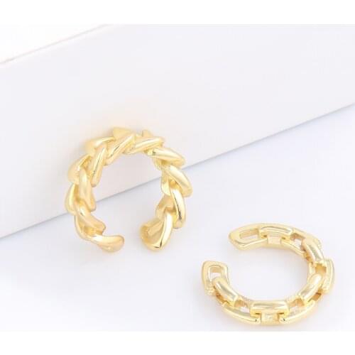Stylish Ear Bones Earring For Women Golden Pure Alloy Plating Cross Buckle Ear Bones Clip Wedding Party Daily Wear Classic Stuff