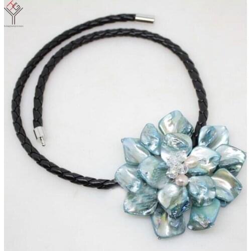 Women Classic Jewelry natural pearl crystal light blue A flower pendant shell mother of pearl necklace black leather 18"