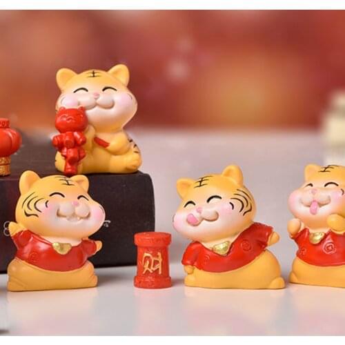 1PC Cute Little Fortune Tiger Micro Landscape Decoration Gardening Resin Ornaments Desktop Crafts Display New Year Home Decor