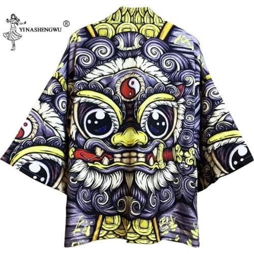 Traditional Japanese Kimono Men and Women Lion Lion Tai Chi Printed Half-sleeve Shirt Cardigan Chemical Fiber Blended Fabric