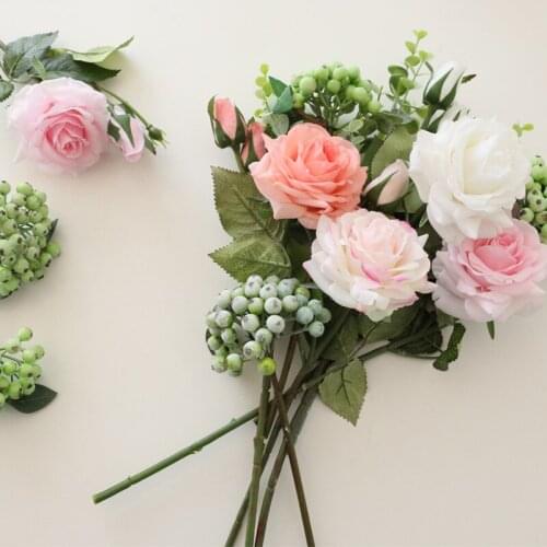 Artificial Flower Latex Rose Single Realistic Feel Rose Flower Arrangement Eucalyptus Berry Fake Plants For DIY Home Decoration