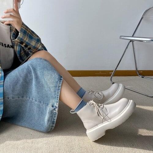 Retro lace-up Martin boots autumn thin womens boots wild short boots women 2021 new breathable thick-soled boots tide