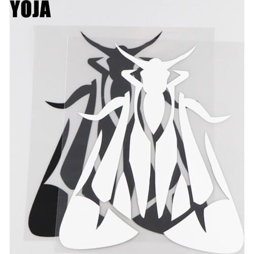 YOJA 14.3×16.6CM Moth Fashion Vinyl Decal Animals Pattern Cartoon Car Stickers Black/Silver 19C-0177