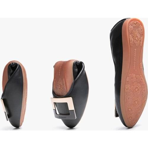 2021 New square buckle Women Dress Shoes Flat Red Sole Slip-On Shoe Patent Leather Women Wedding Party Shoes Black Dress Shoe