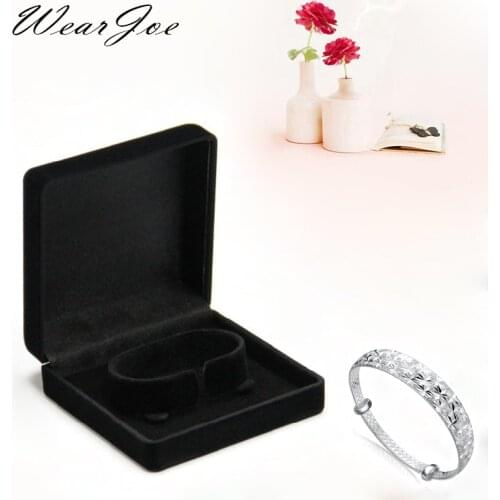 Black Velvet Jewelry Bracelet Box 9*9*4cm Circle Clasp Carrying Stand Holder Bracelet Bangle Display Packaging Box Storage Case