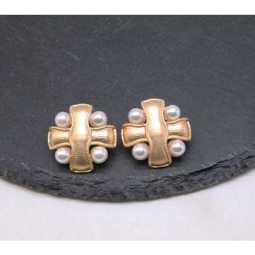 Geometric Alloy Cute Design Earring