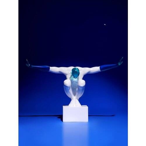 Creative Gym People Decoration Car Ornaments Auto Interior Accessories Decoration Birthday Gift Home Decoration