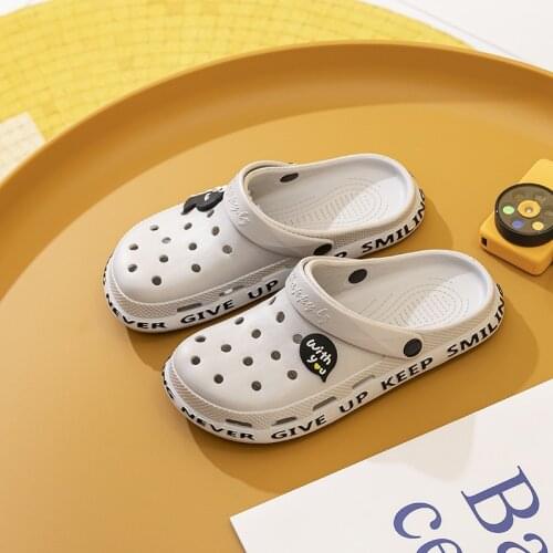 Womens Sandals 2021 Men Slippers Couple Home Clogs Shoes Light Casual Lady Slides Travel Outdoor Slipper Flat Croc Garden Shoes