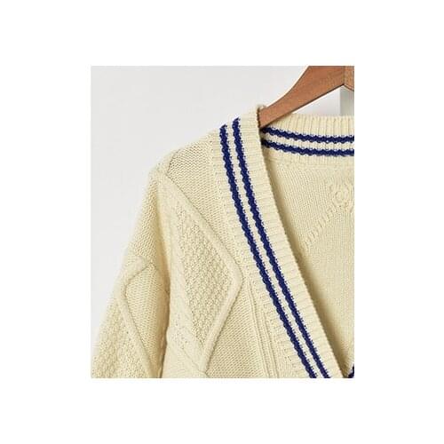 2020 Autumn and Winter New V-neck Single-breasted Sheep Wool Twist Knitted Cardigan Women