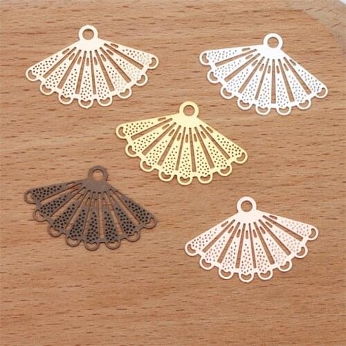 20pcs/lot 16x25mm Hollow Leaf Pendant Charms Vintage Metal Leaf Jewelry Findings for DIY Fashion Necklace Women