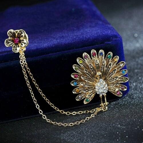 Korean Fashion Colorful Rhinestone Peacock Feather Brooch Animal Tassel Chain Lapel Pin Collar Needle Pin Women Accessories