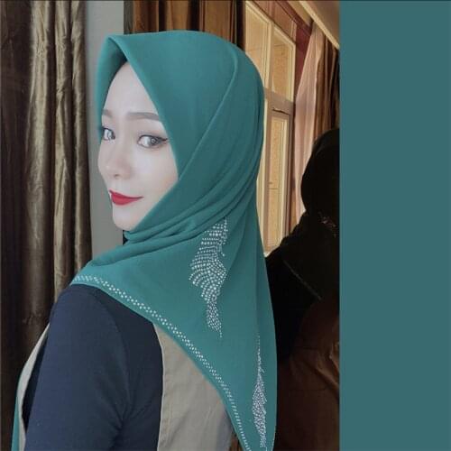10pcs/lot Malaysia Turban Rhinestone Square Scarf Hijab Feather Crystal Design Shimmer Fashion Muslim Chiffon Hijab Kerchief