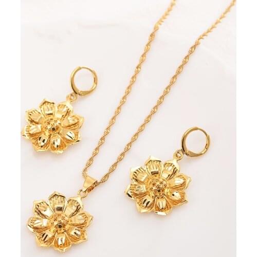 Bangrui Fashion Sunflower Pendant for Women Pendant Necklace Earrings Cute Accessories Gift Party Jewelry Sets
