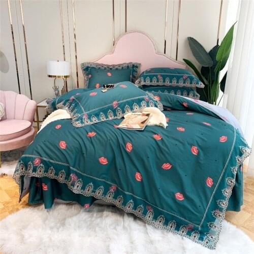 2020 New 100% Cotton Sweet Kiss Princess style Bedding Set Lace Duvet Cover Sets Bed Skirt Pillowcases Queen size 4Pcs bedlinen