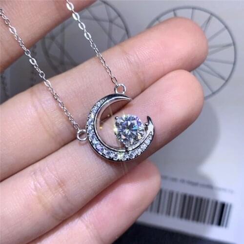 Silver 1 Carat Excellent Cut Diamond Test Passed Moissanite Moon Shaped Pendant Necklace Silver 925 Jewelry Female Engagement