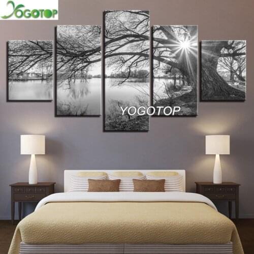 Diy Diamond Painting puzzle 5D Full Mosaic Diamant Embroidery 5 Pieces Lakeside Big Trees Paintings Black White Landscape ML1182